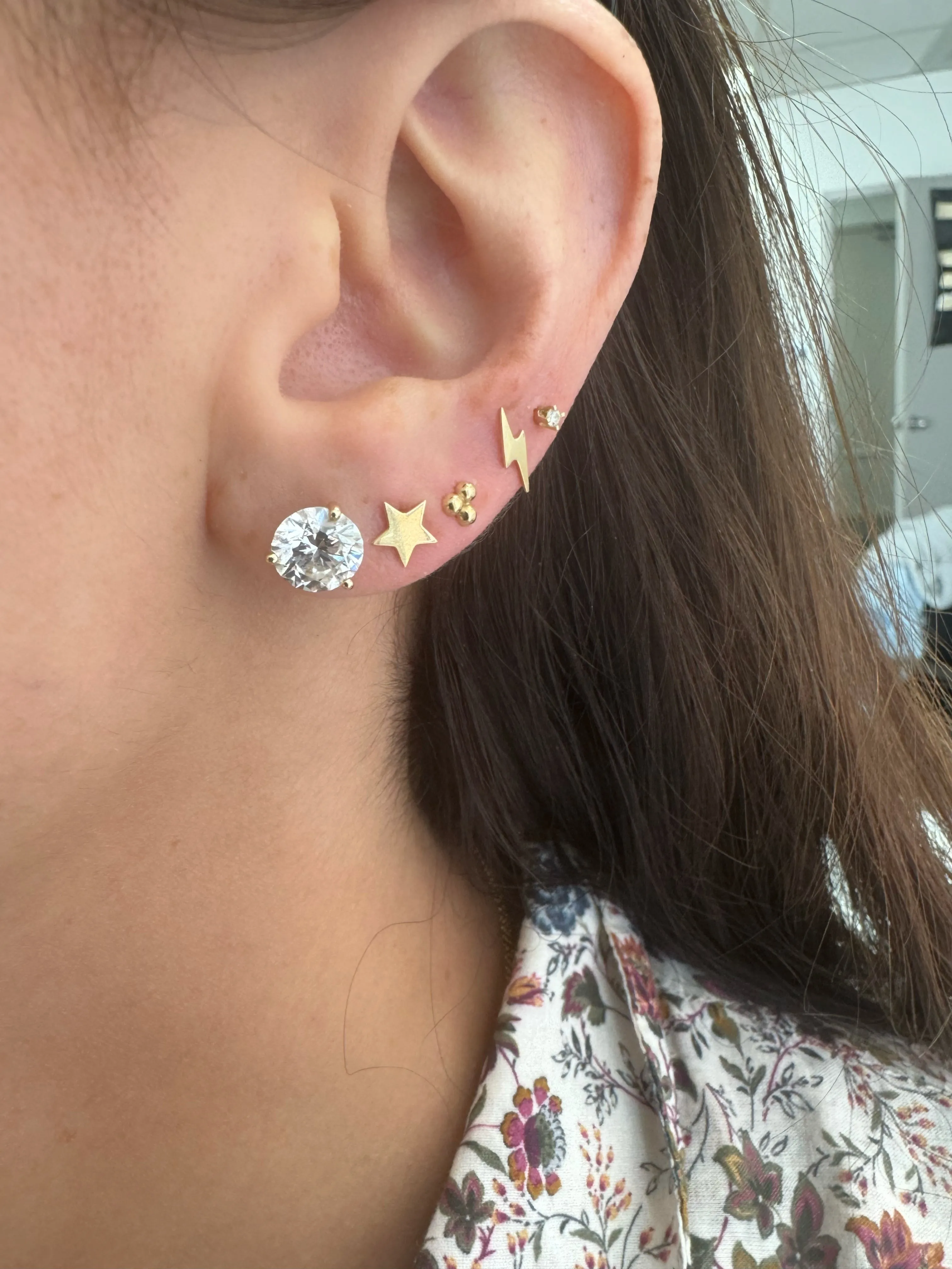 14K Gold Star Stud Earrings