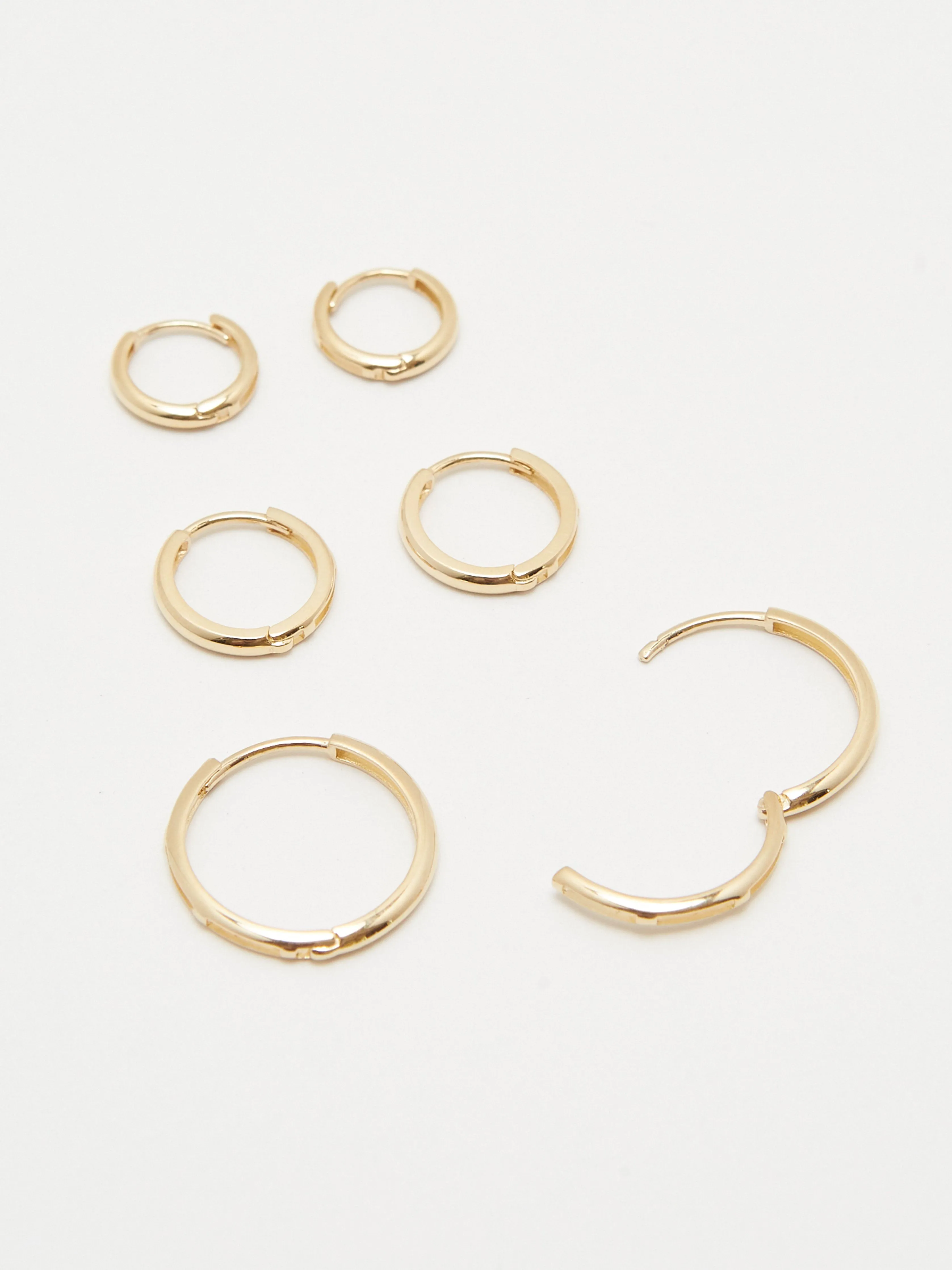 14K Small Huggie Hoops