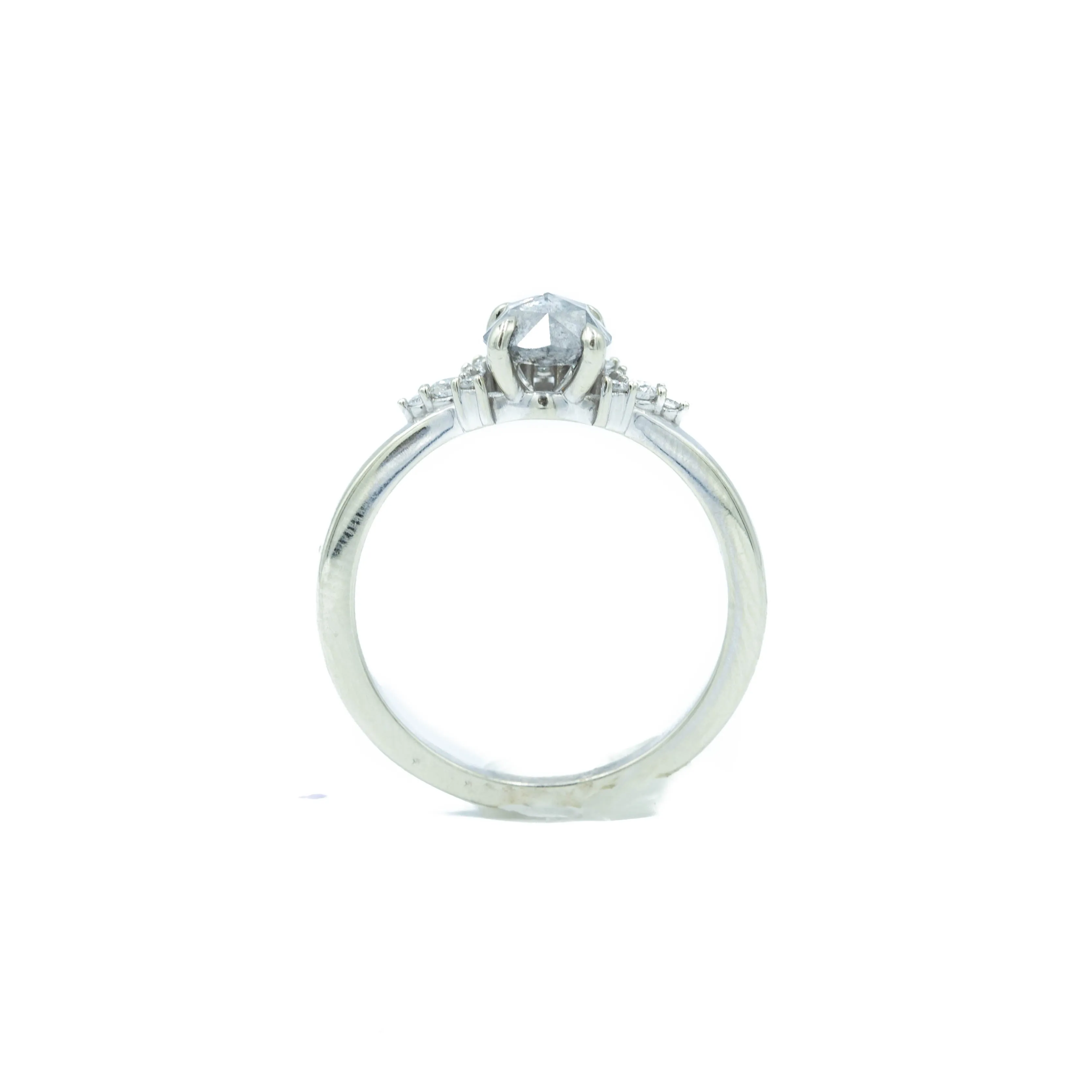 14kw .90ct Round Rose-cut Salt & Pepper Asymmetrical Halo Diamond Ring