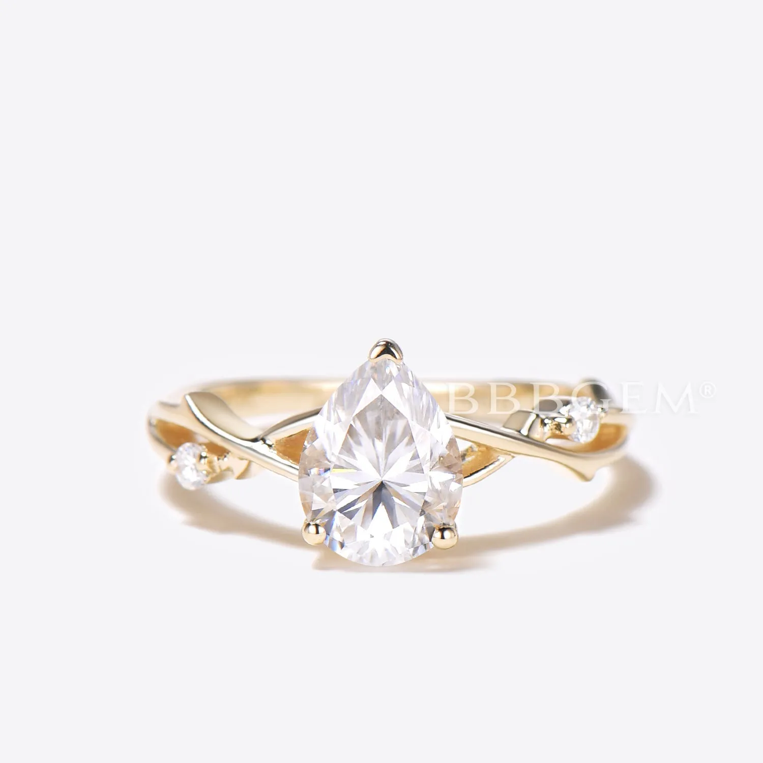 Dainty Pear Cut Moissanite Engagement Ring 1.25CT Rose Gold Twist Band