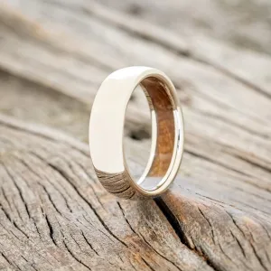 DOMED WHISKEY BARREL LINED WEDDING BAND - WHITE GOLD - SIZE 8