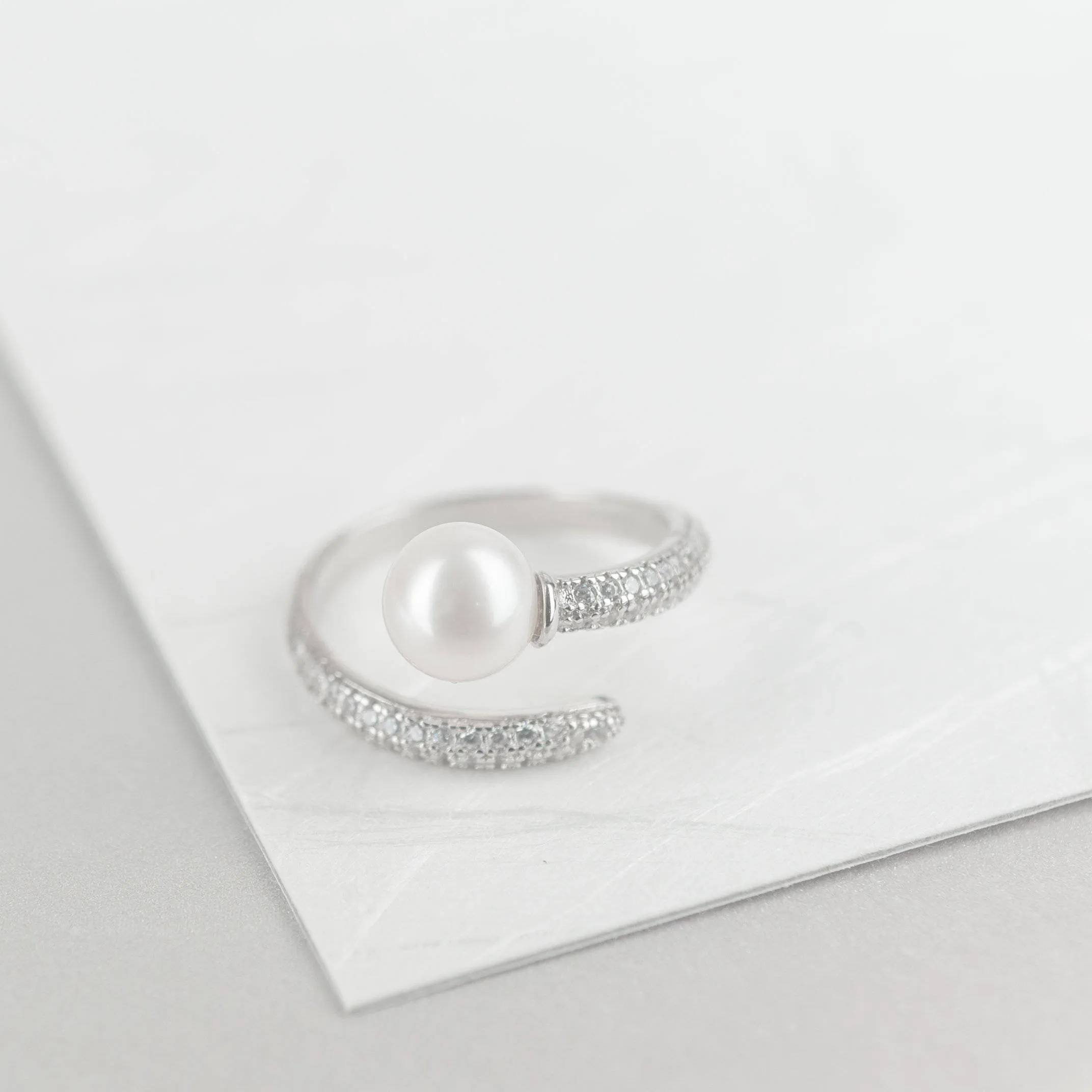 Elegant Freshwater Pearl Ring WR00023