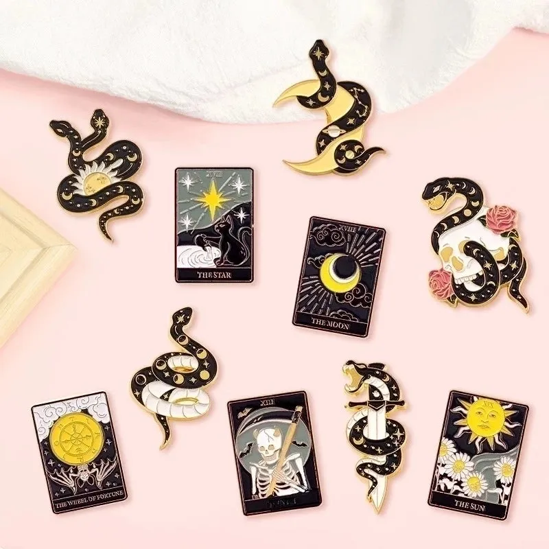 Fashion Pin Geometric Snake Alloy Stoving Varnish Unisex Brooches