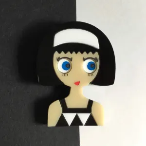 LINDA Acrylic Brooch - Fashion girl with a black and white geometric dress▫️