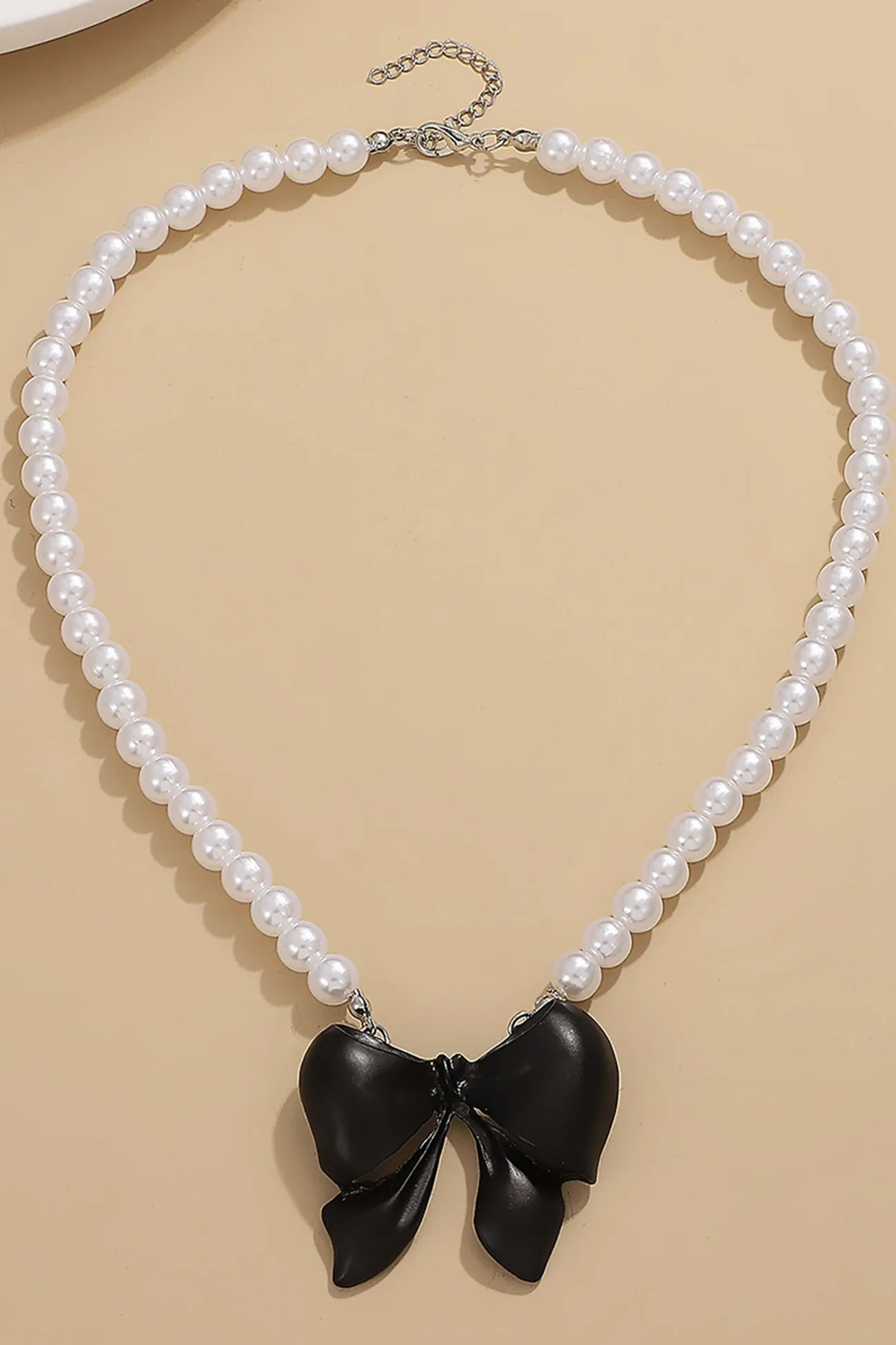 TastyHottie - Pearl Bow-tie Pendant Necklaces