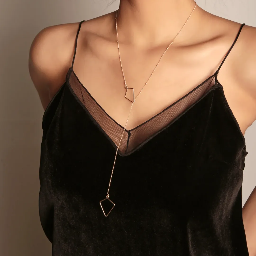 Vivid Lariat Necklace in Sterling Silver